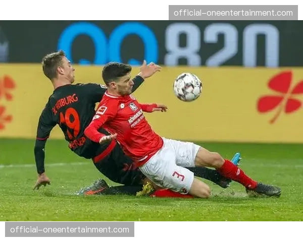 战术复盘:弗赖堡如何通过高效反击终结法兰克福五轮不败 战术复盘:弗赖堡如何通过高效反击终结法兰克福五轮不败