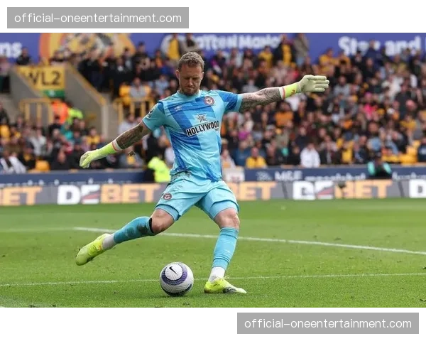 布伦特福德确认主力门将弗莱肯因伤赛季报销