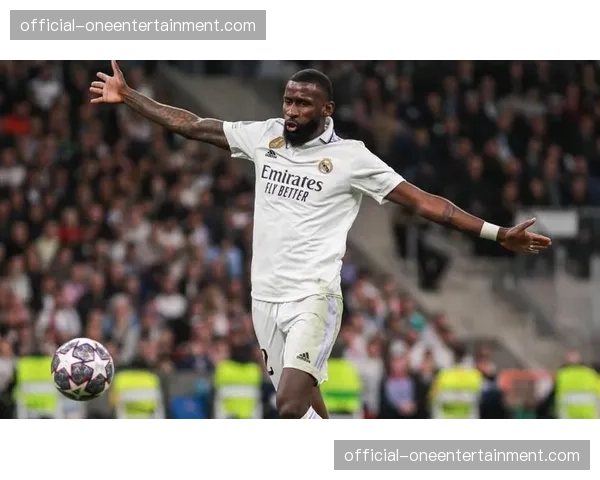 吕迪格全场41次触球4次解围1次拦截，皇马防线最稳定一环网页